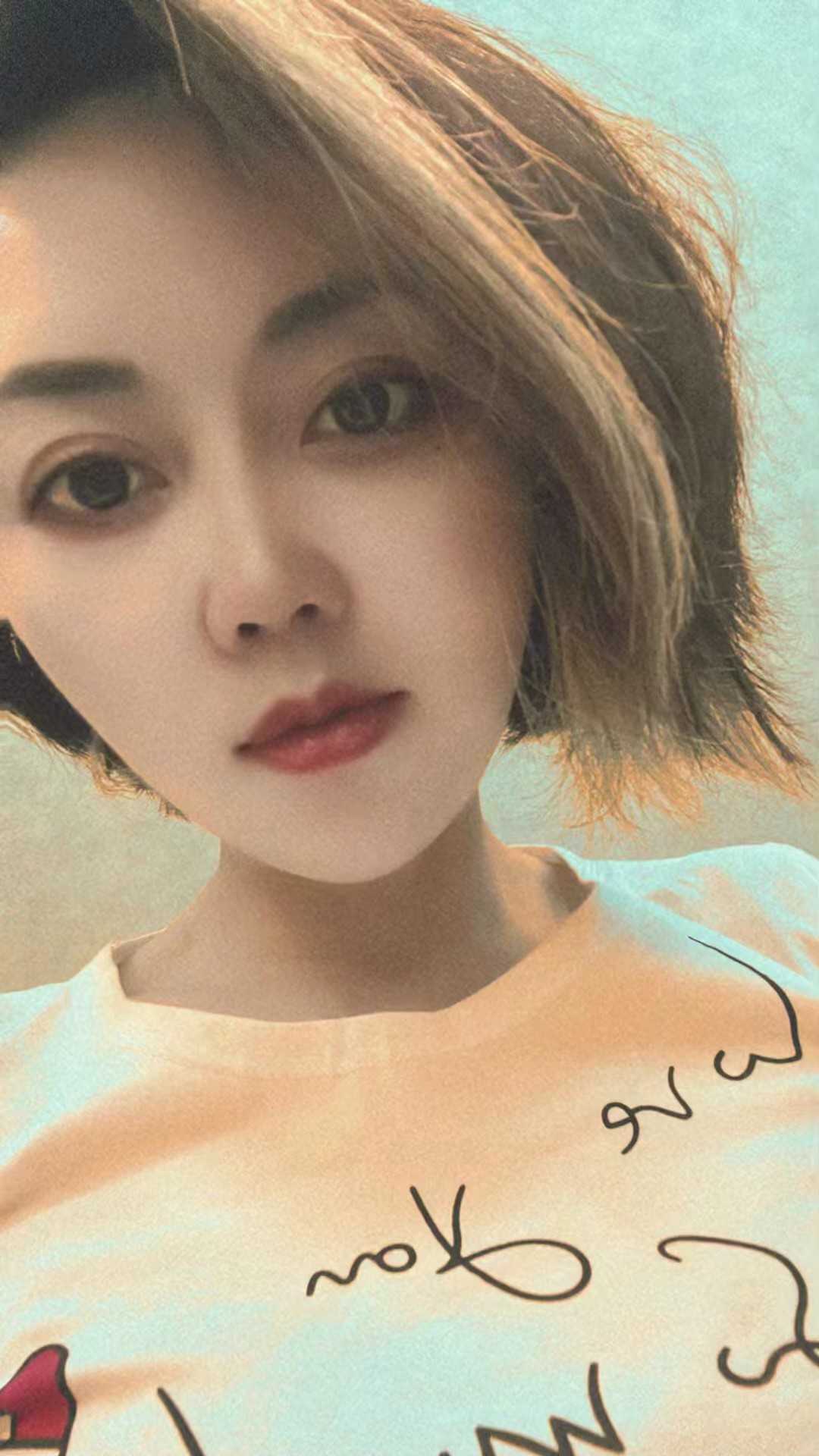 漂亮，各种姿势都能配合